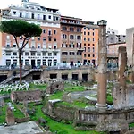 Domus Pantheon